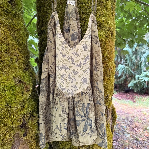 Kantha Bae Silk Free Fallin’ Tank Top - Picture 1 of 5